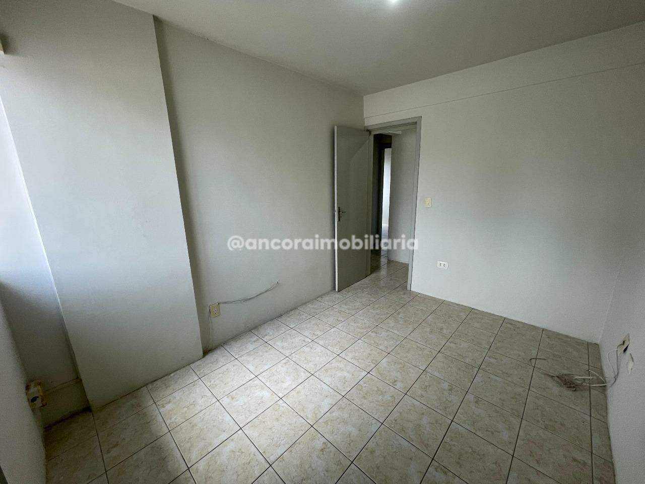 Apartamento para aluguel no Ilha do Retiro: 
