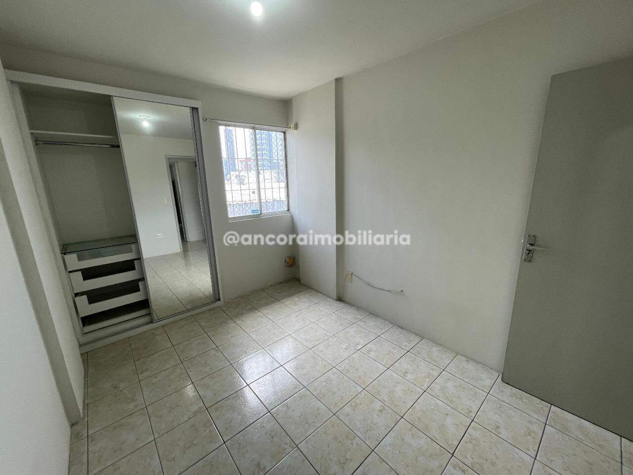 Apartamento para aluguel no Ilha do Retiro: 
