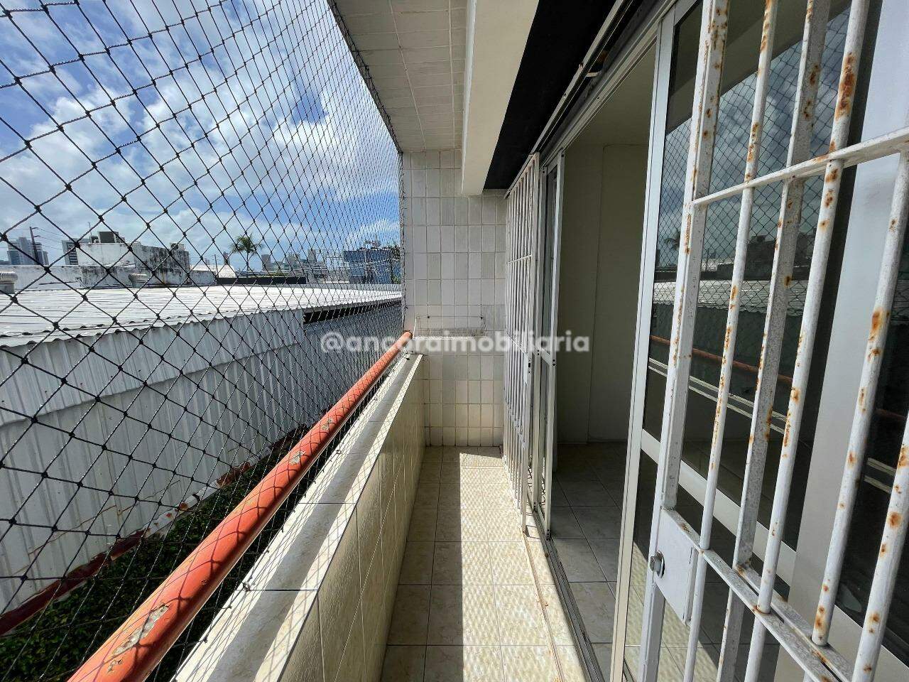 Apartamento para aluguel no Ilha do Retiro: 