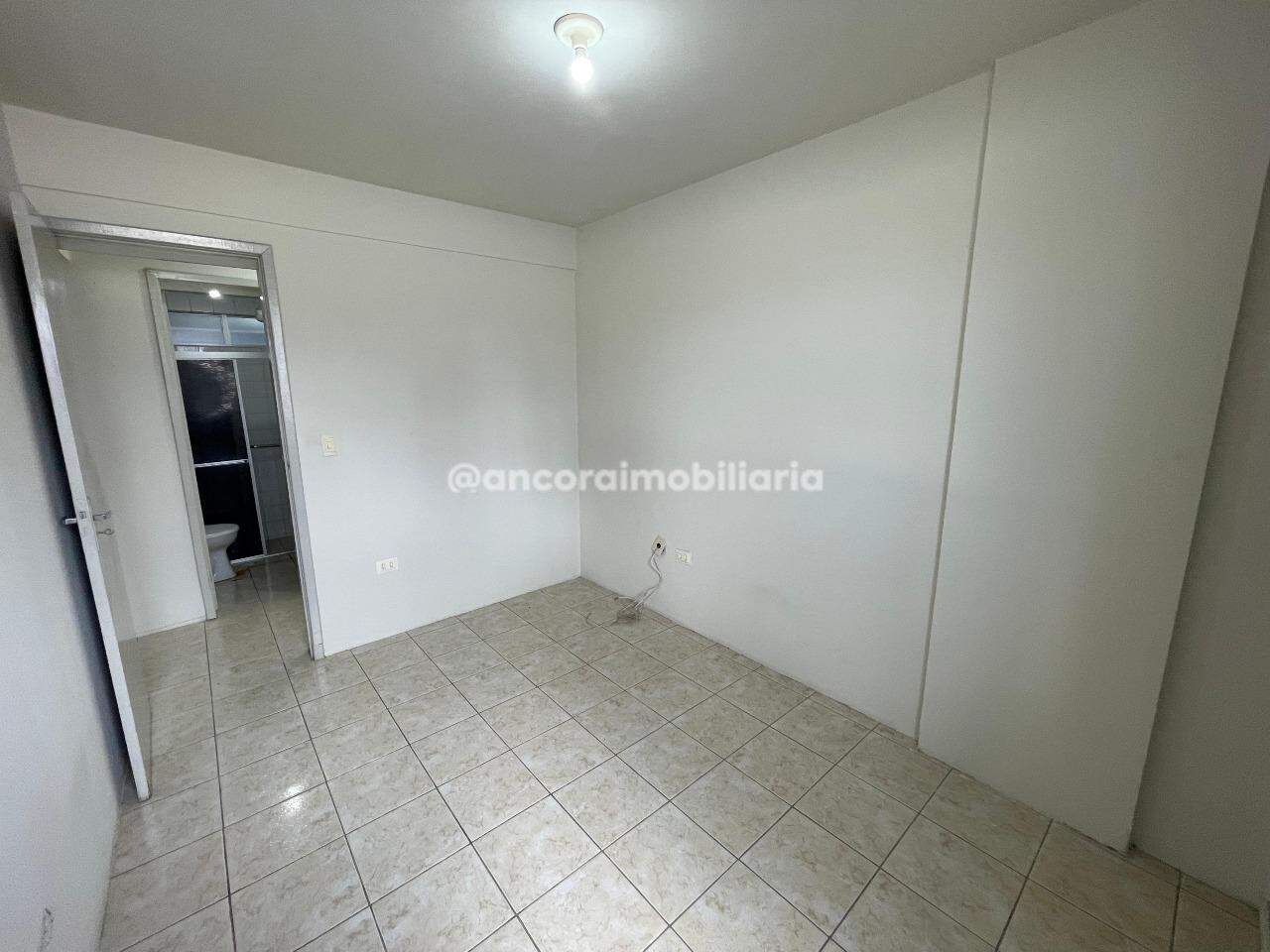 Apartamento para aluguel no Ilha do Retiro: 