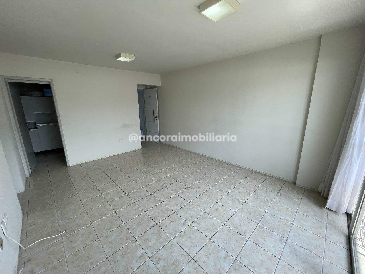 Apartamento para aluguel no Ilha do Retiro: 