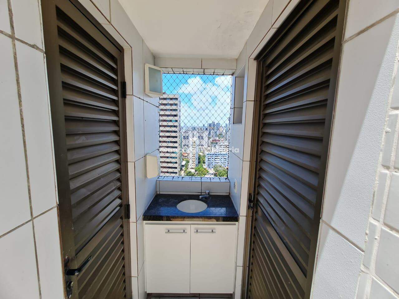 Apartamento à venda no Espinheiro: 