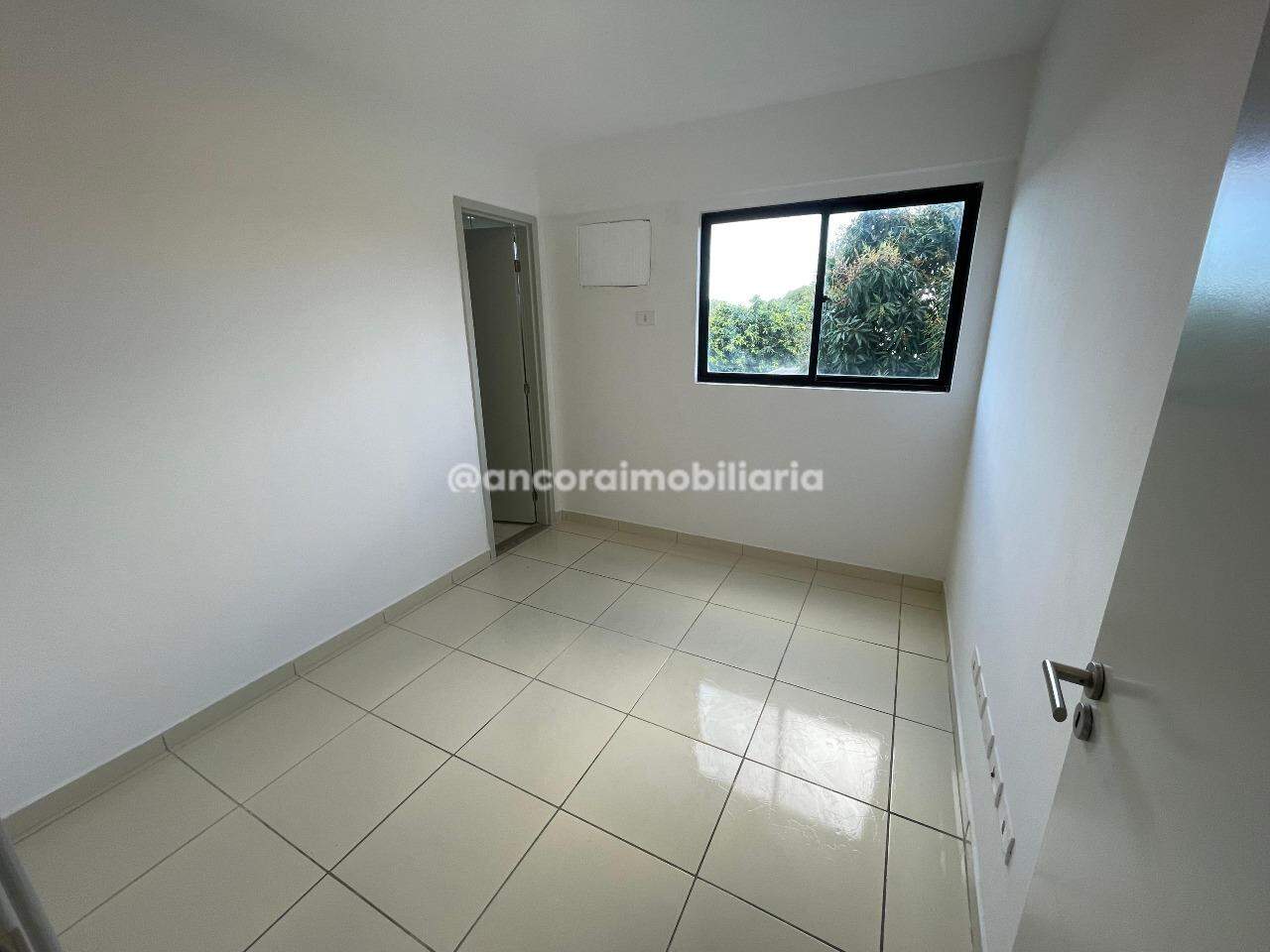 Apartamento para aluguel no Cordeiro: 