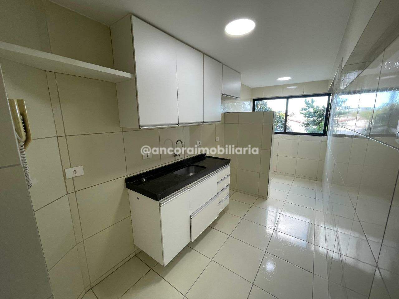 Apartamento para aluguel no Cordeiro: 