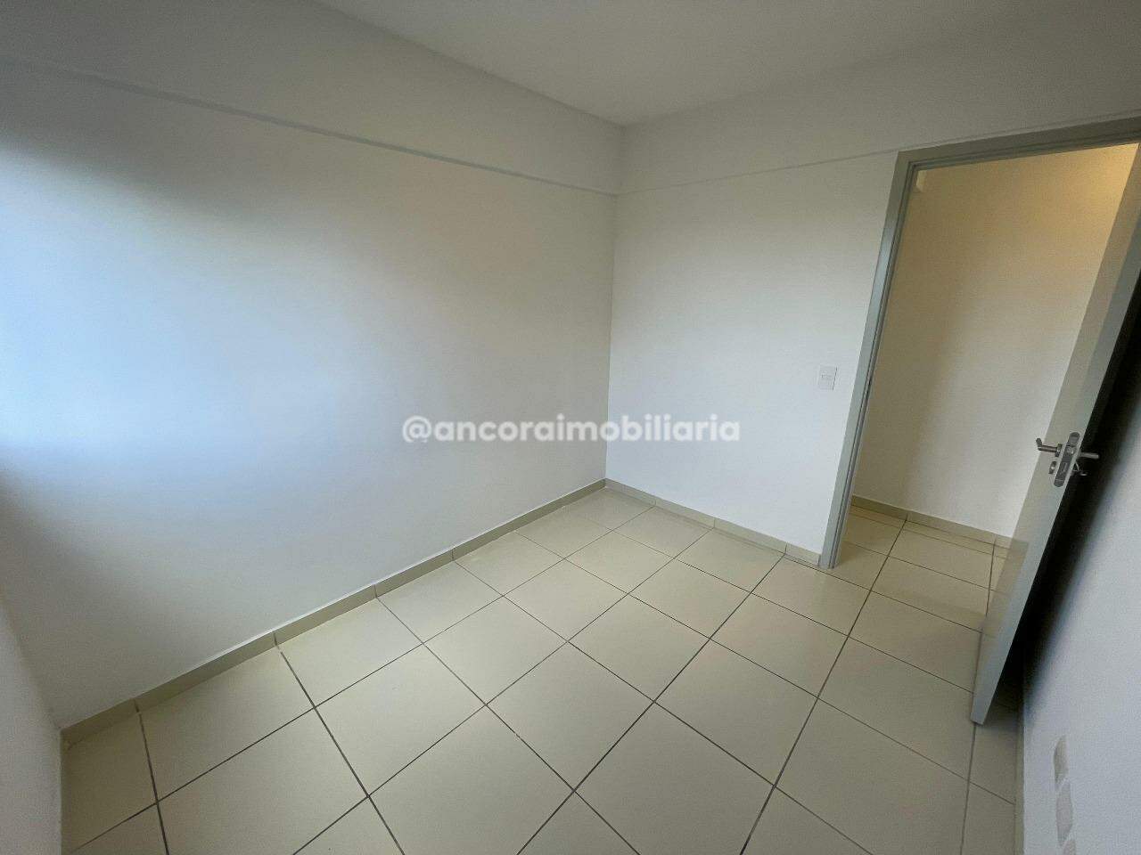 Apartamento para aluguel no Cordeiro: 