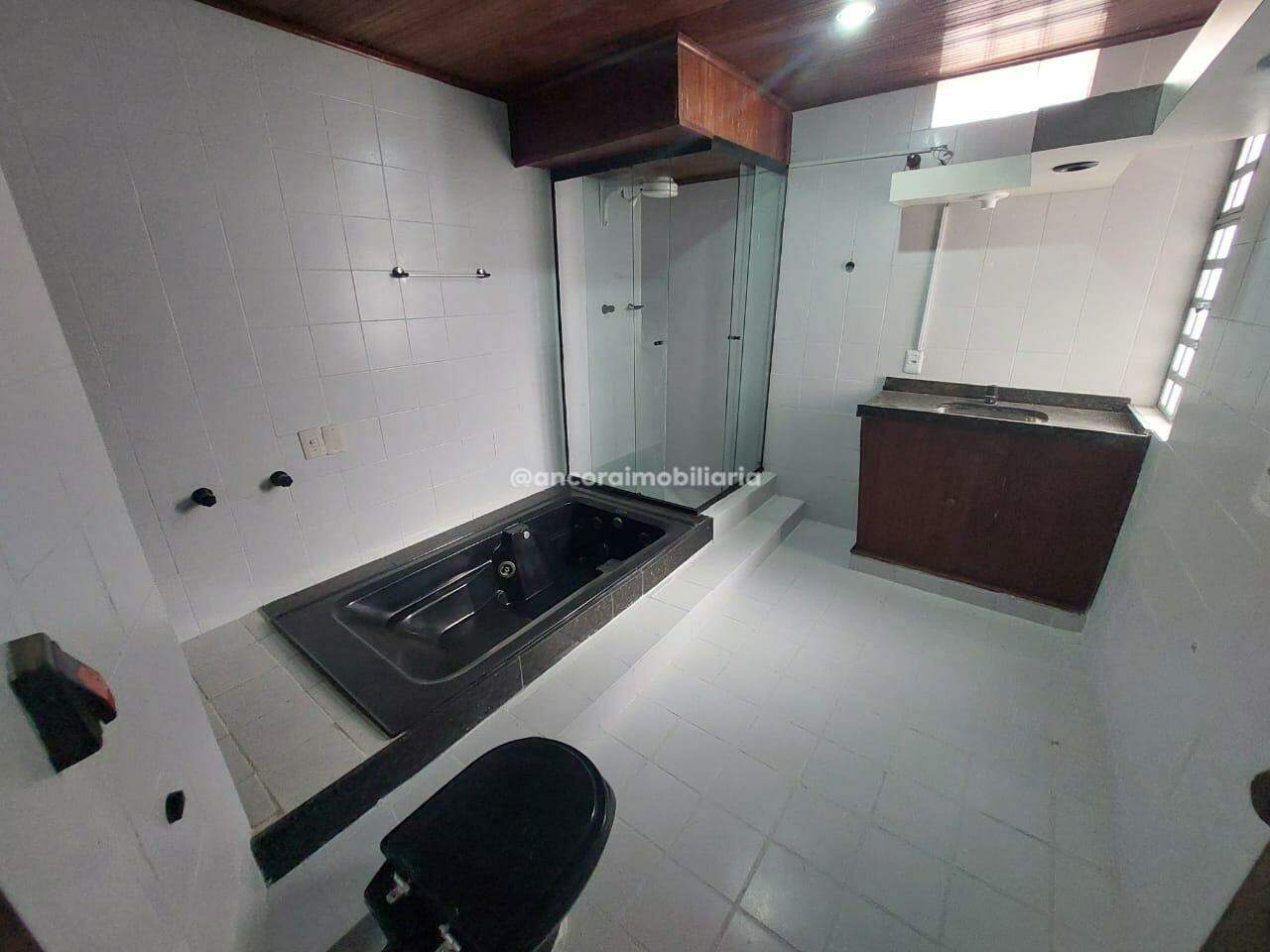 Casa à venda no Cordeiro: