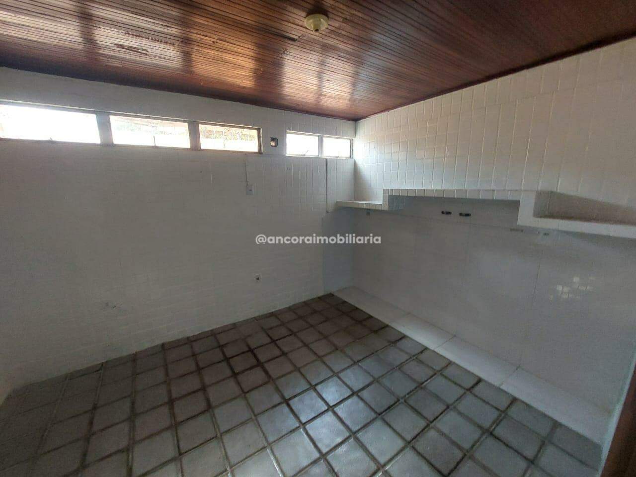Casa à venda no Cordeiro: