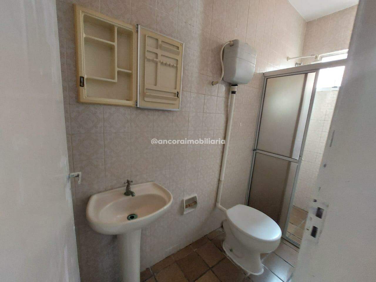 Casa à venda no Cordeiro:
