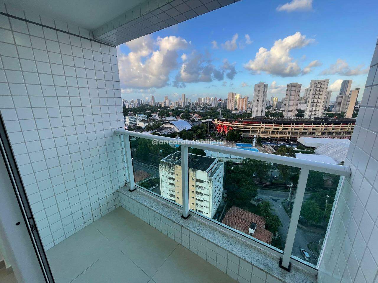 Apartamento para aluguel no Ilha do Retiro: 