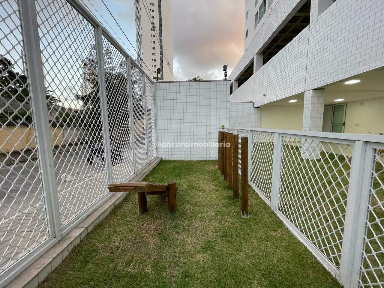 Apartamento para aluguel no Ilha do Retiro: 