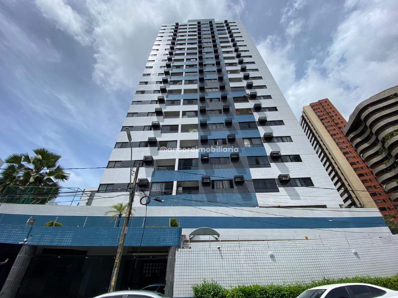Apartamento à venda no Rosarinho: 