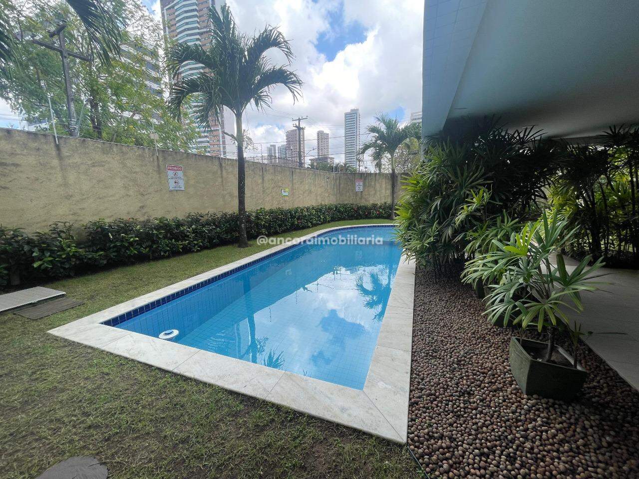 Apartamento para aluguel no Torre: