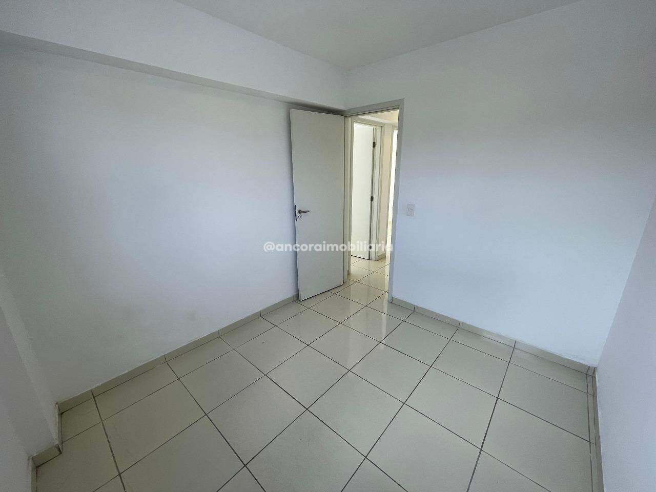Apartamento para aluguel no Cordeiro: 
