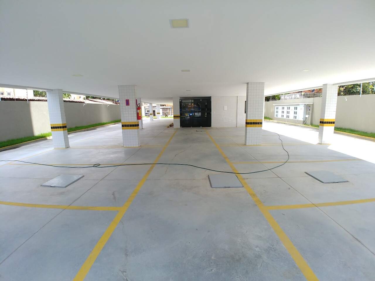 Apartamento para aluguel no Cordeiro: 