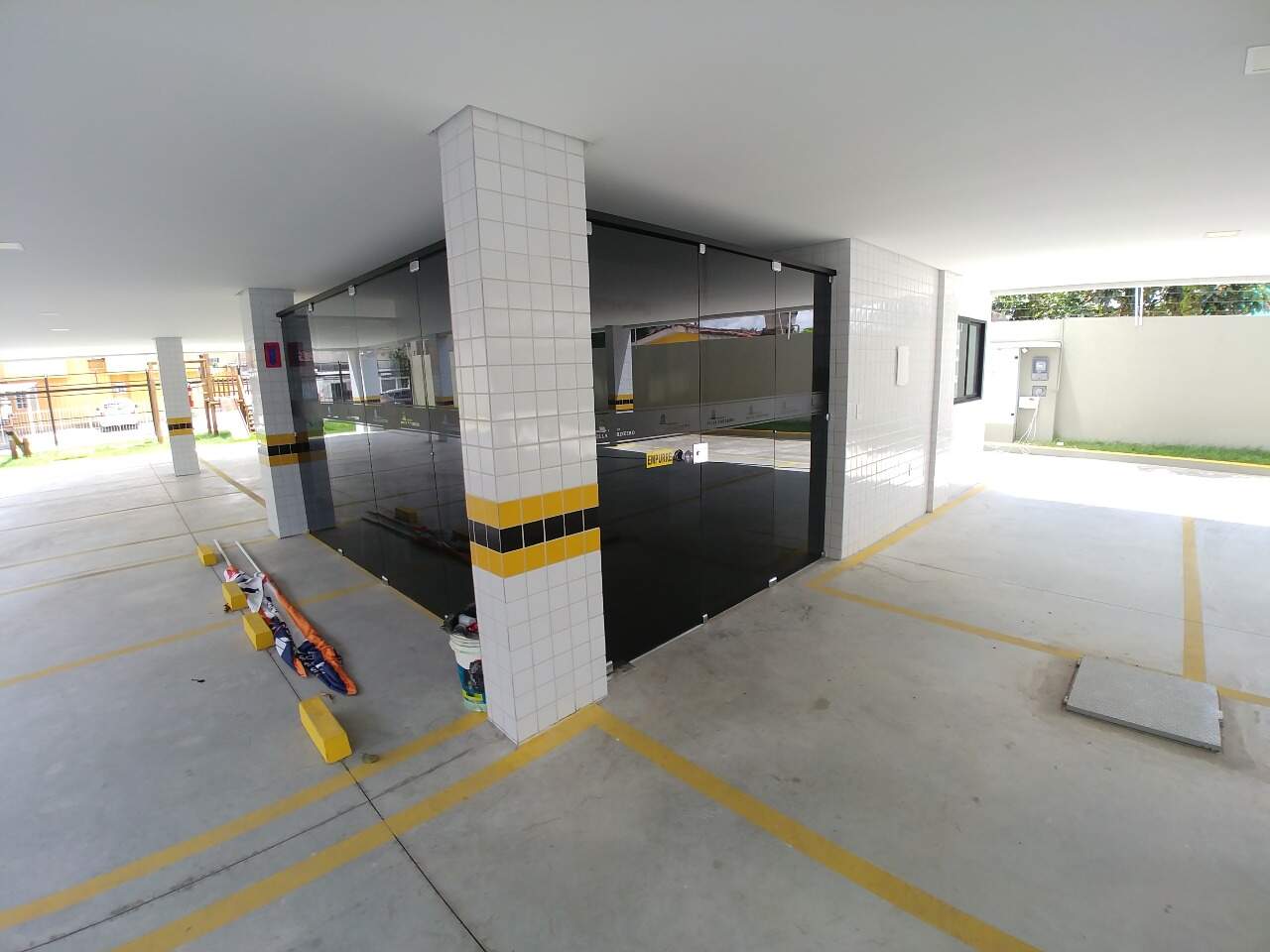 Apartamento para aluguel no Cordeiro: 