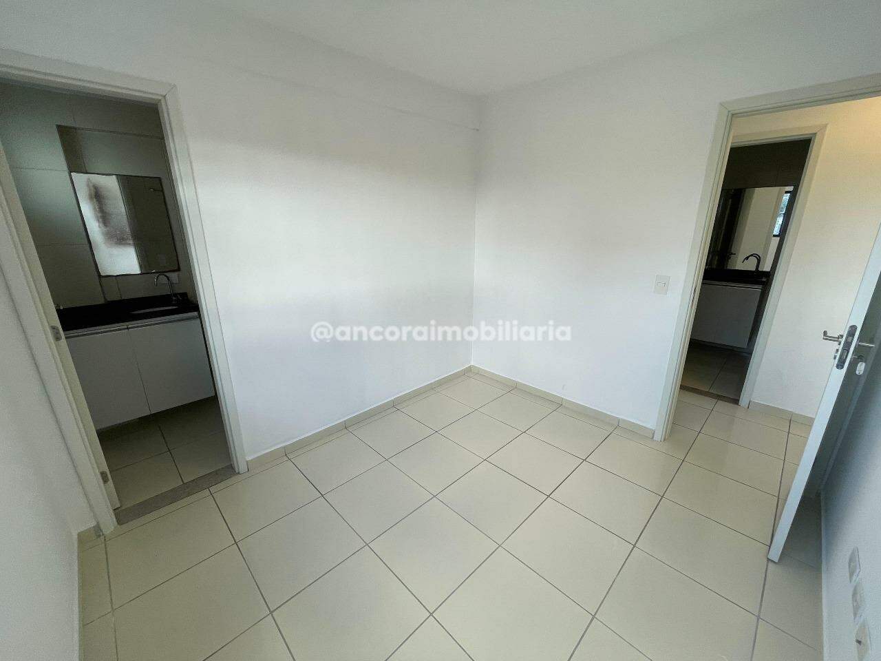 Apartamento para aluguel no Cordeiro: 