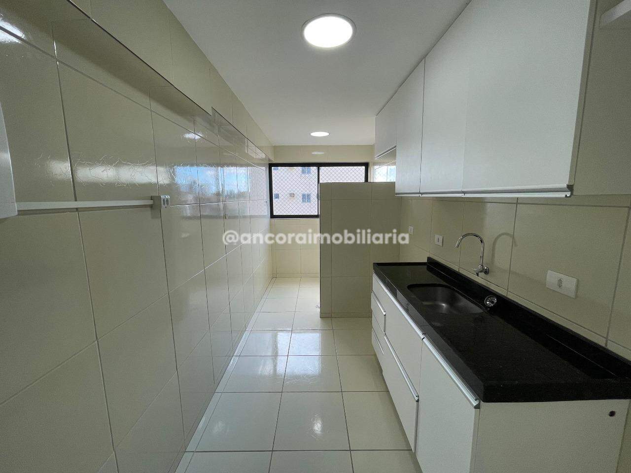 Apartamento para aluguel no Cordeiro: 