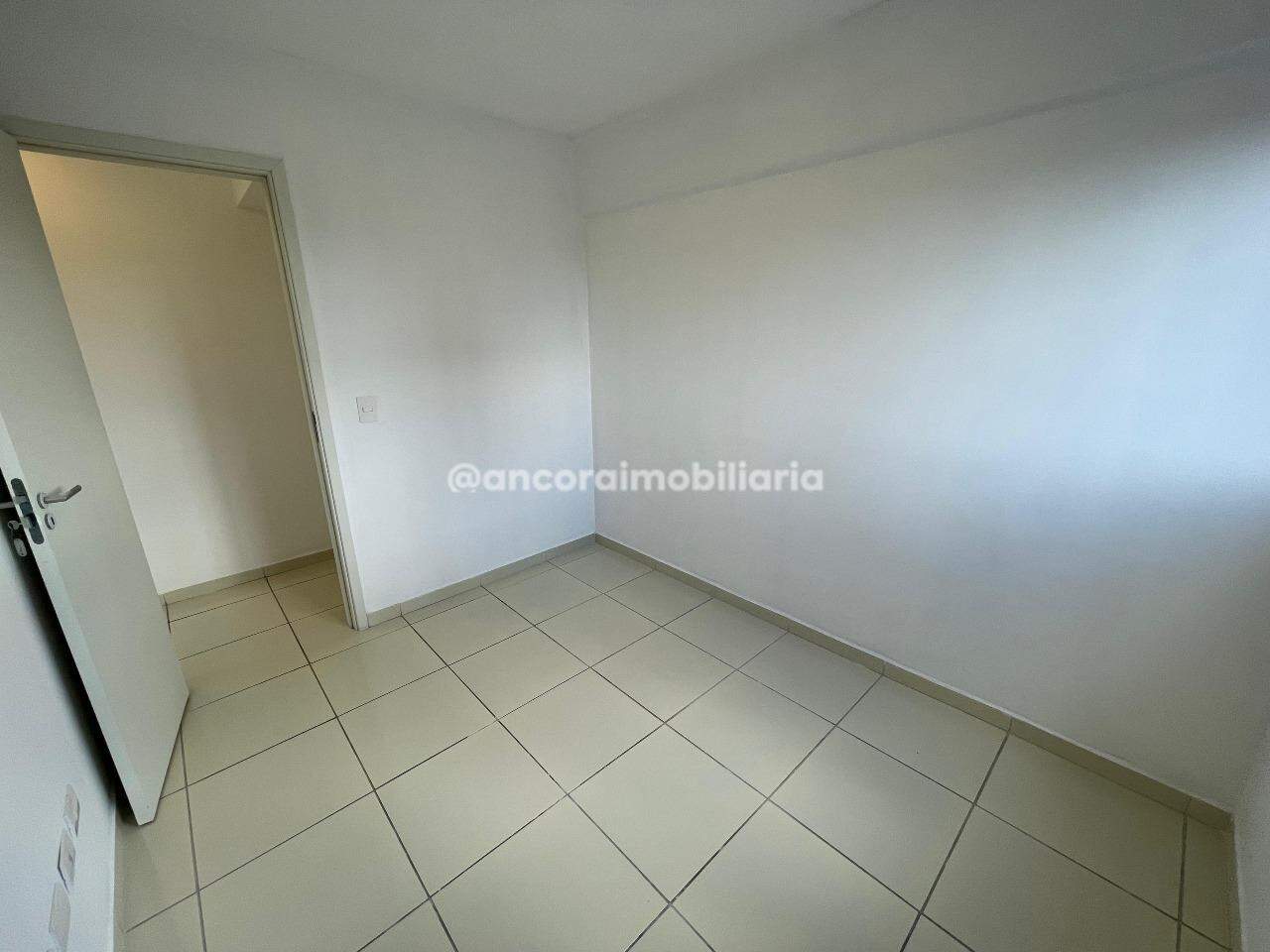 Apartamento para aluguel no Cordeiro: 