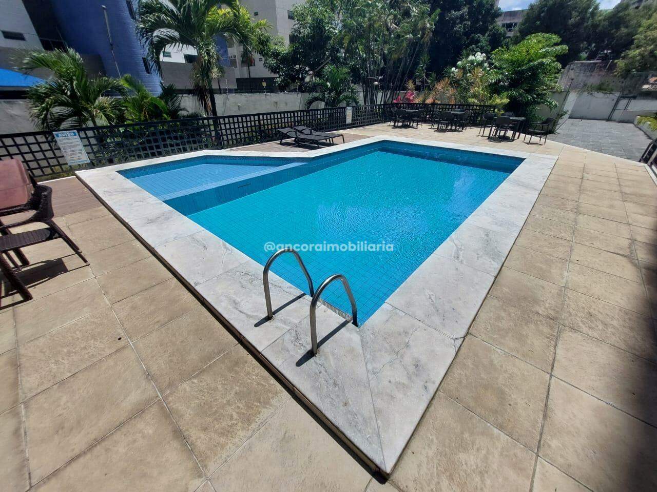 Apartamento à venda no Espinheiro: 