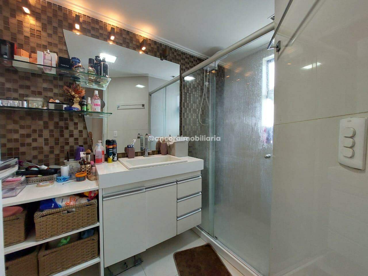 Apartamento à venda no Espinheiro: 