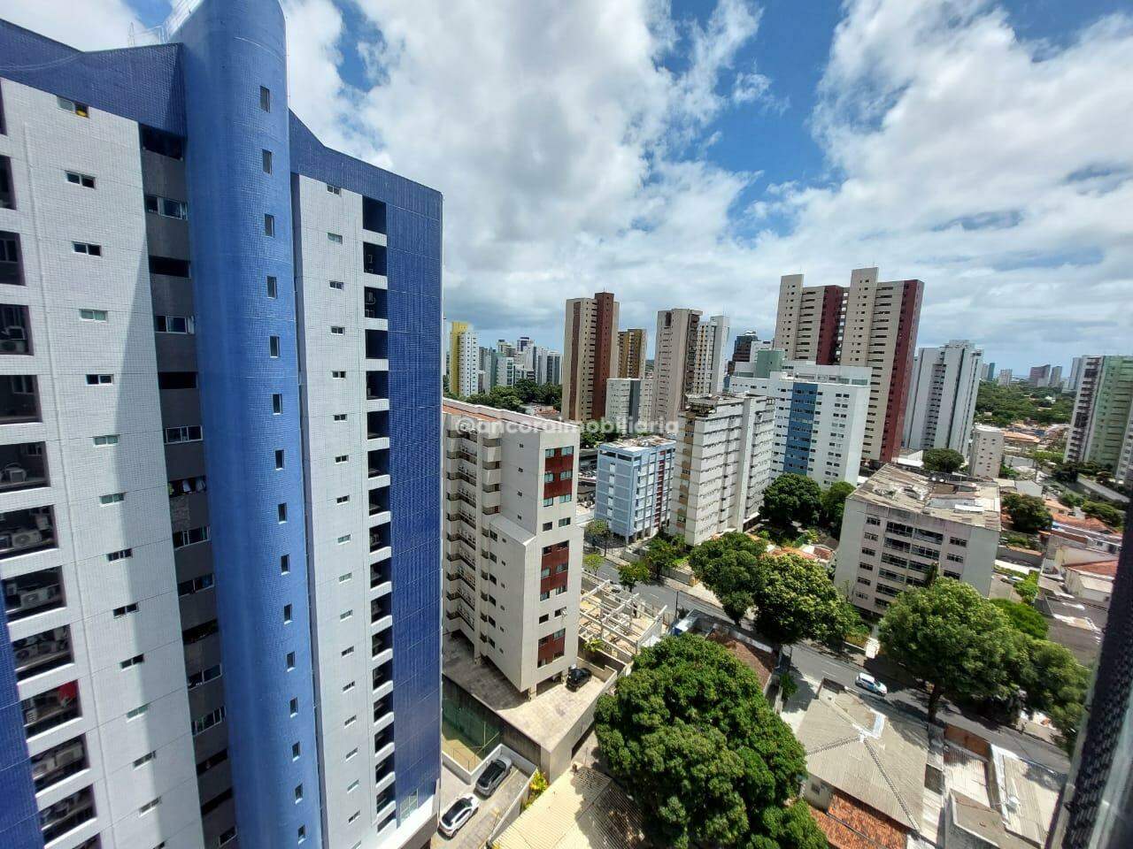 Apartamento à venda no Espinheiro: 