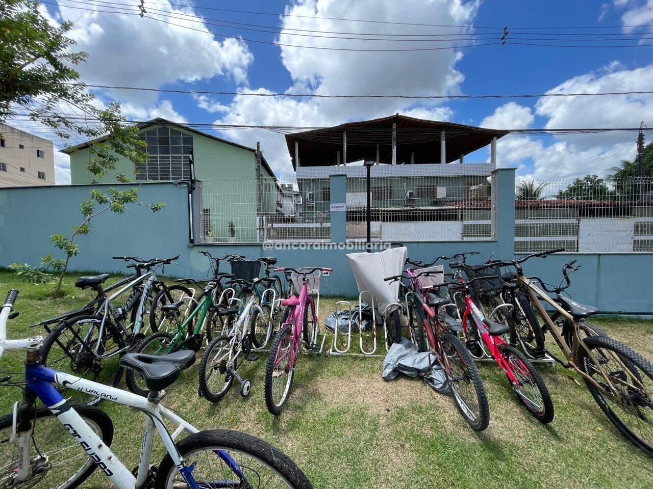 Apartamento para aluguel no Caxangá: