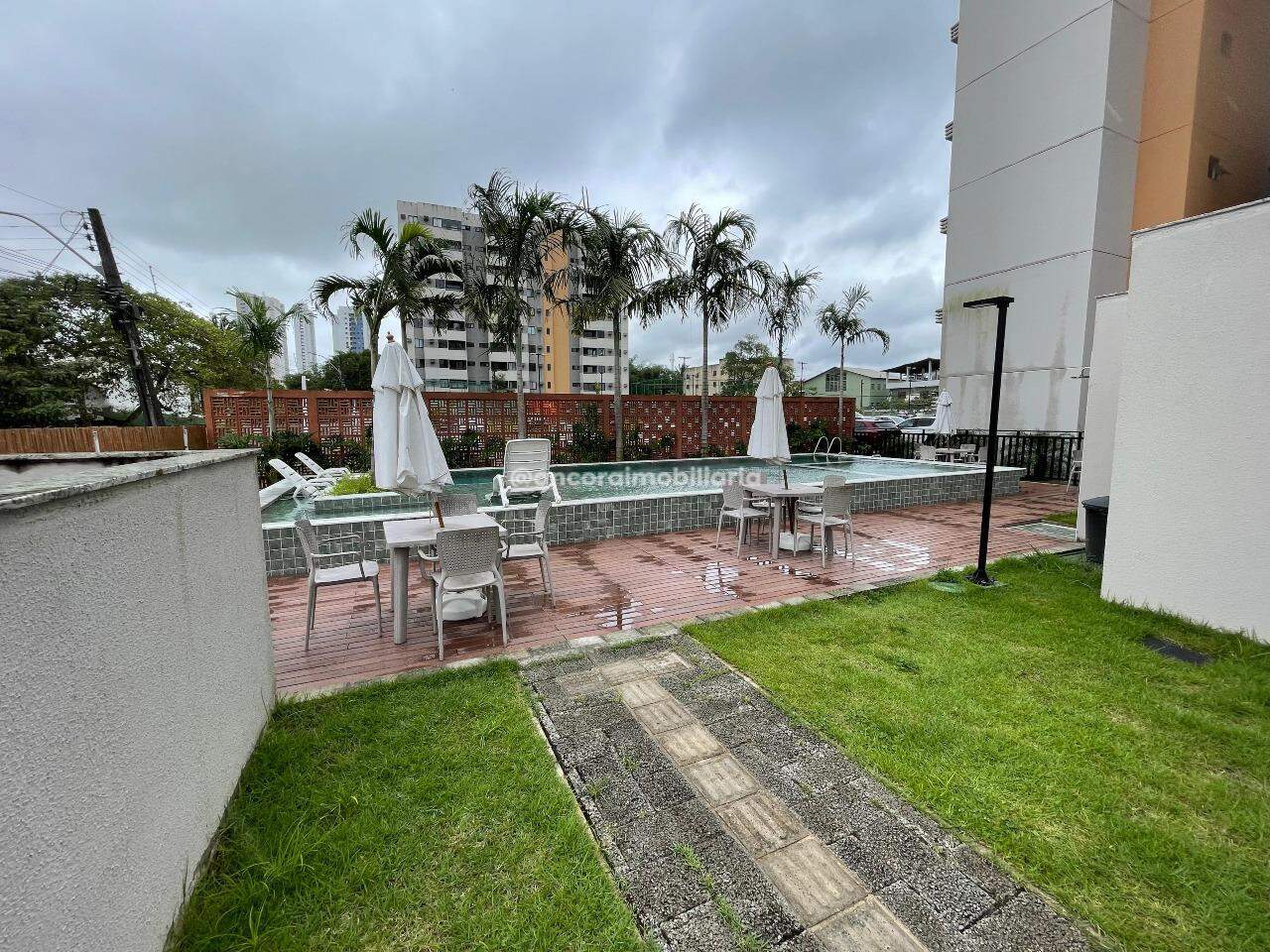 Apartamento para aluguel no Caxangá: