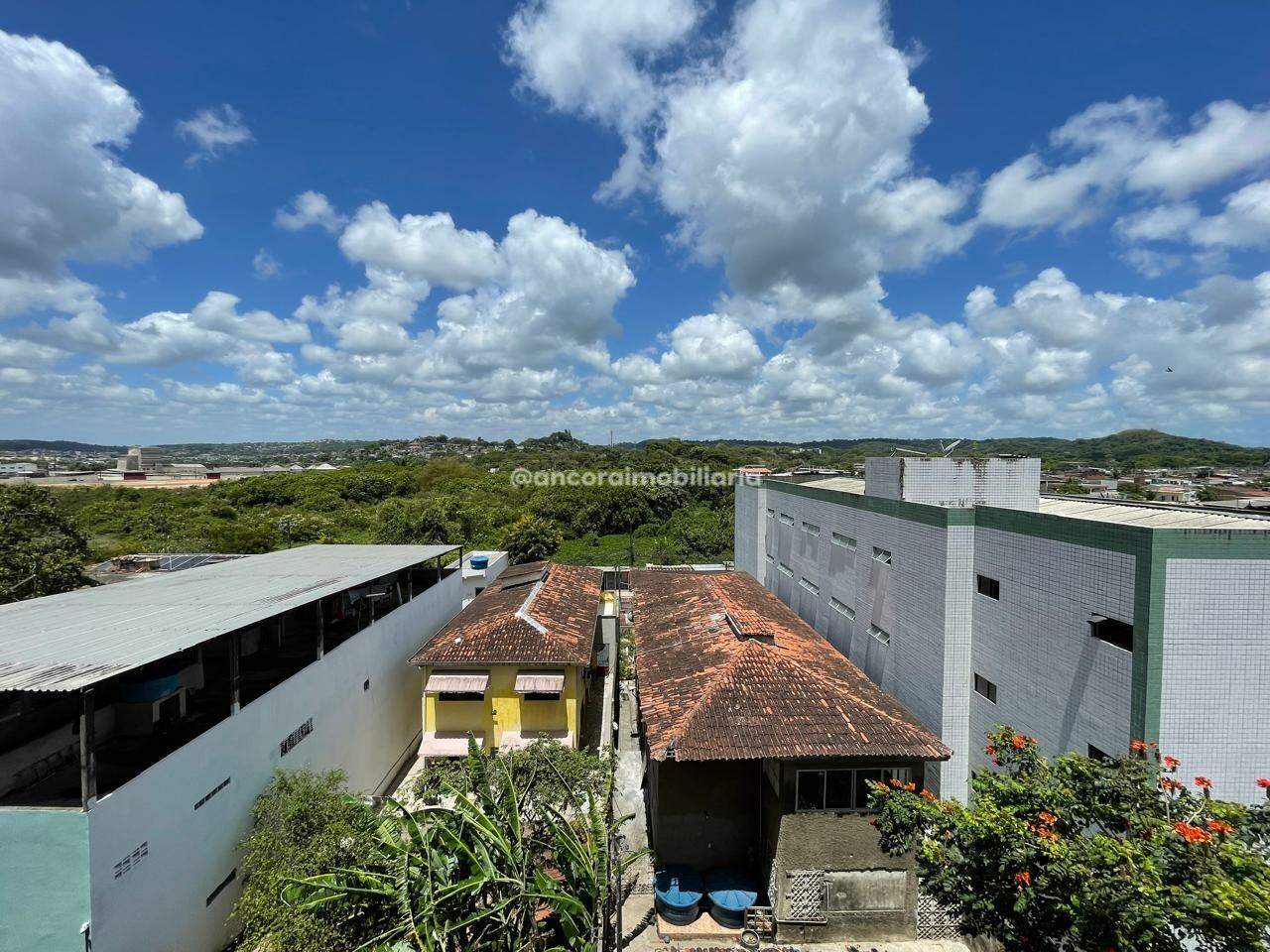 Apartamento para aluguel no Caxangá: