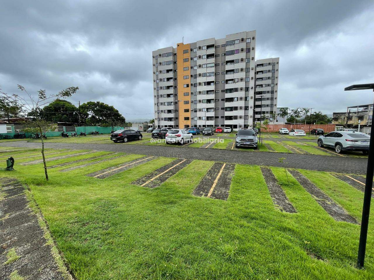 Apartamento para aluguel no Caxangá: