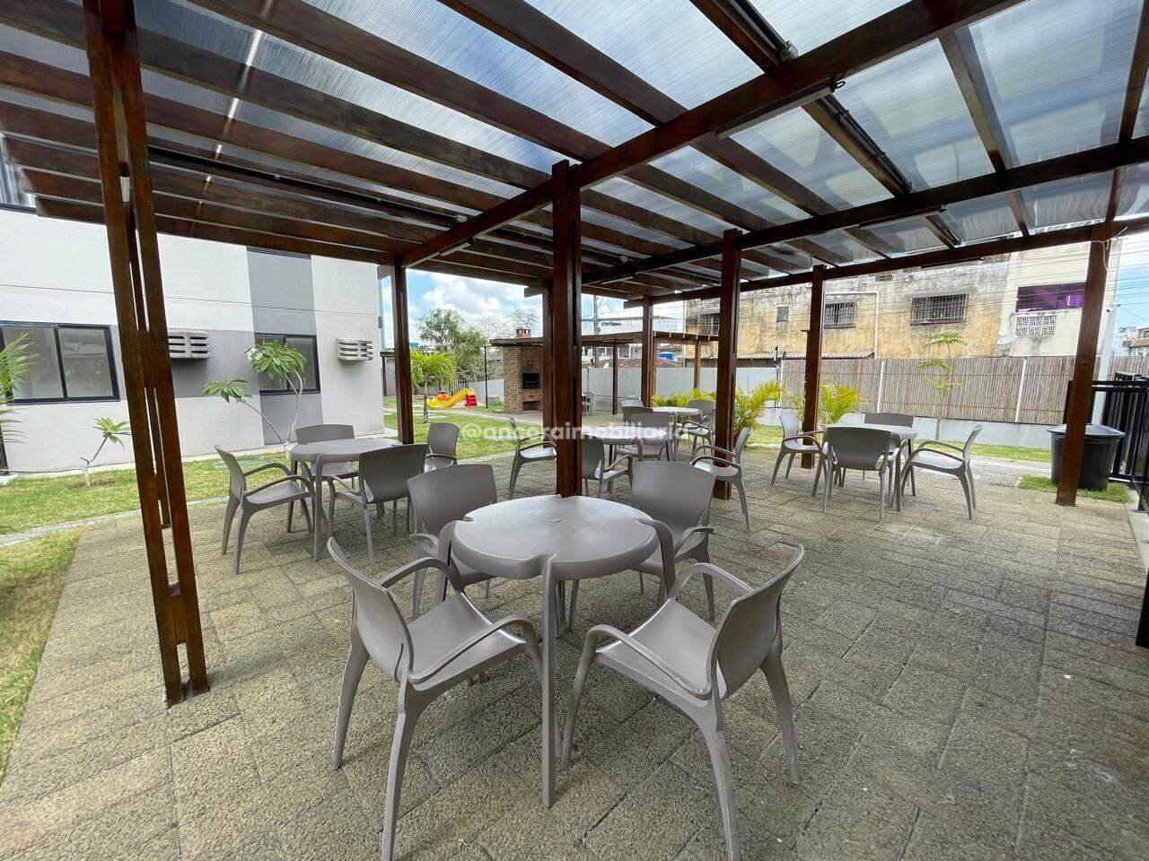 Apartamento para aluguel no Caxangá: