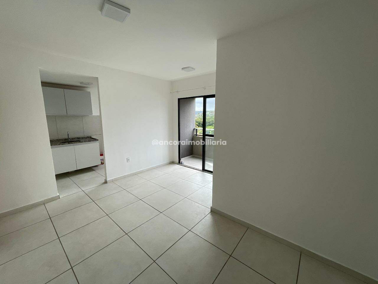 Apartamento para aluguel no Caxangá: