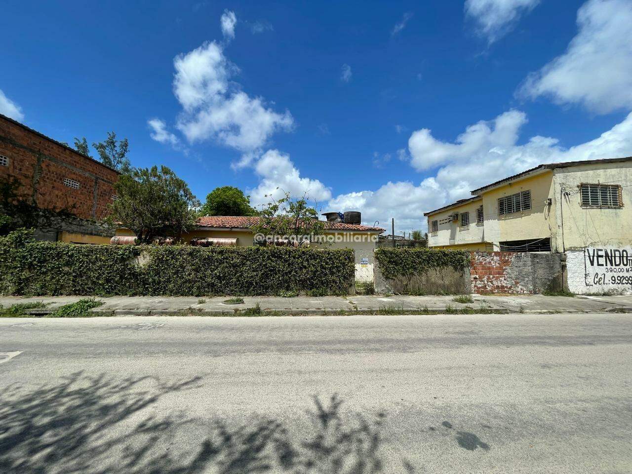 Casa Comercial para aluguel no Jiquiá: