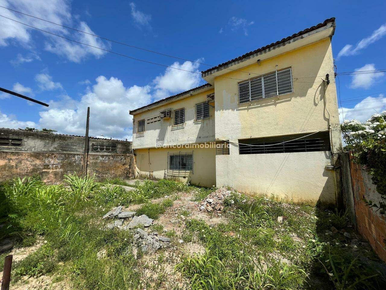 Casa Comercial para aluguel no Jiquiá: