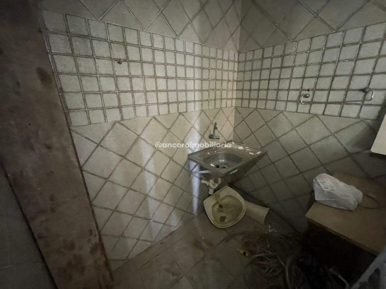 Casa Comercial para aluguel no Jiquiá:
