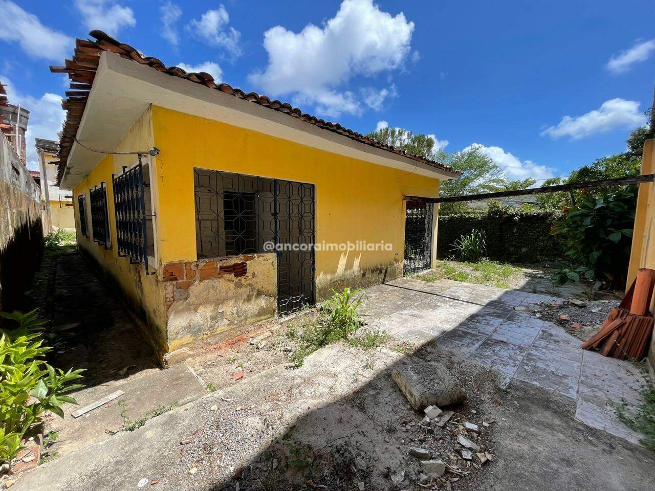 Casa para aluguel no Jiquiá: 