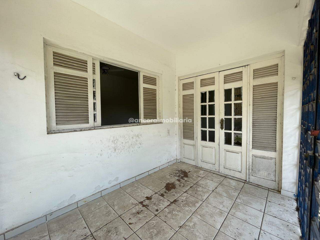 Casa para aluguel no Jiquiá: 