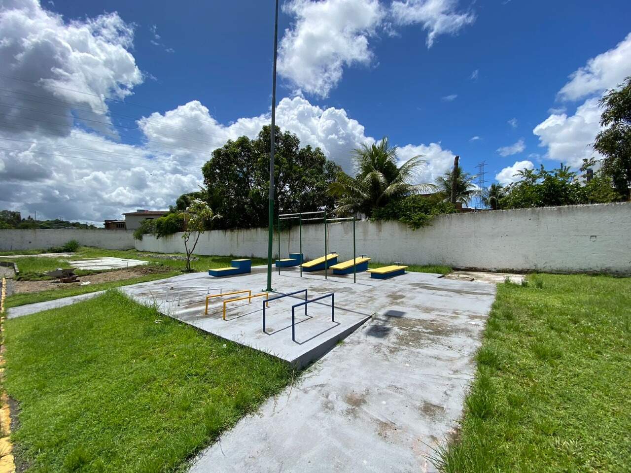 Apartamento para aluguel no Santa Mônica: 