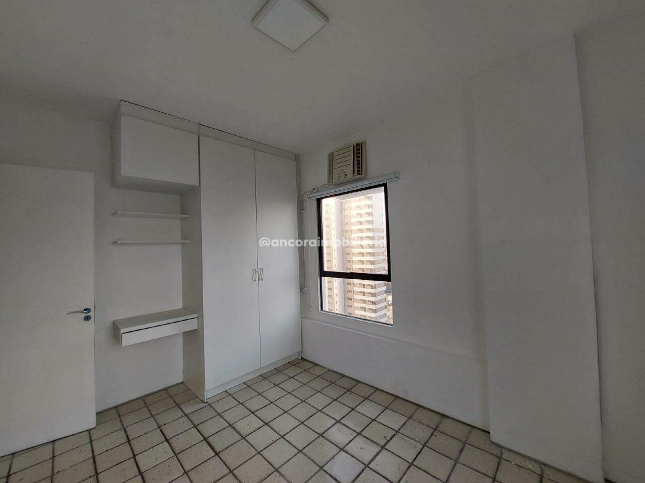 Apartamento à venda no Pina: 
