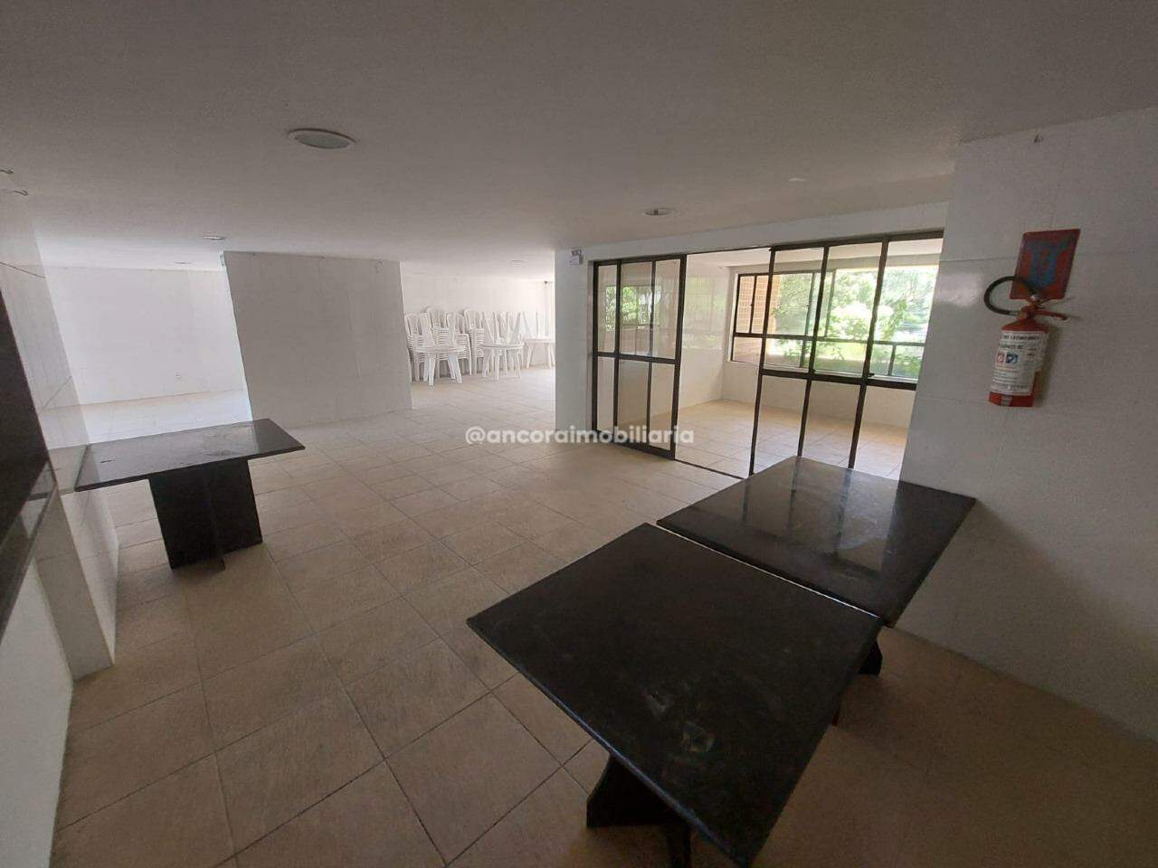 Apartamento à venda no Espinheiro: 