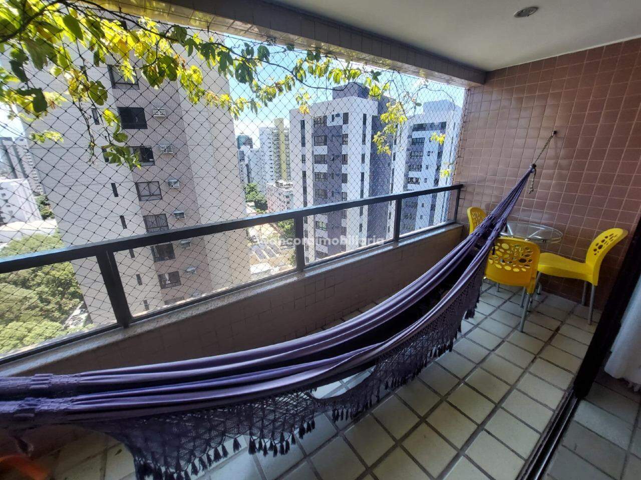 Apartamento à venda no Espinheiro: 