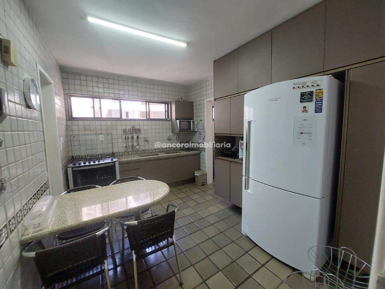 Apartamento à venda no Espinheiro: 
