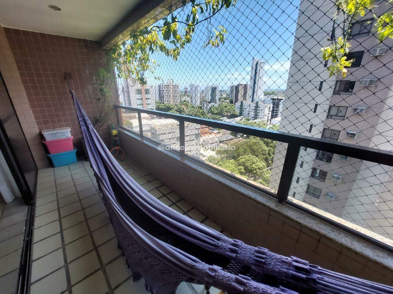 Apartamento à venda no Espinheiro: 