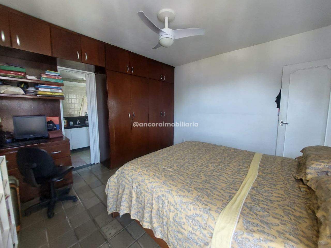 Apartamento à venda no Espinheiro: 