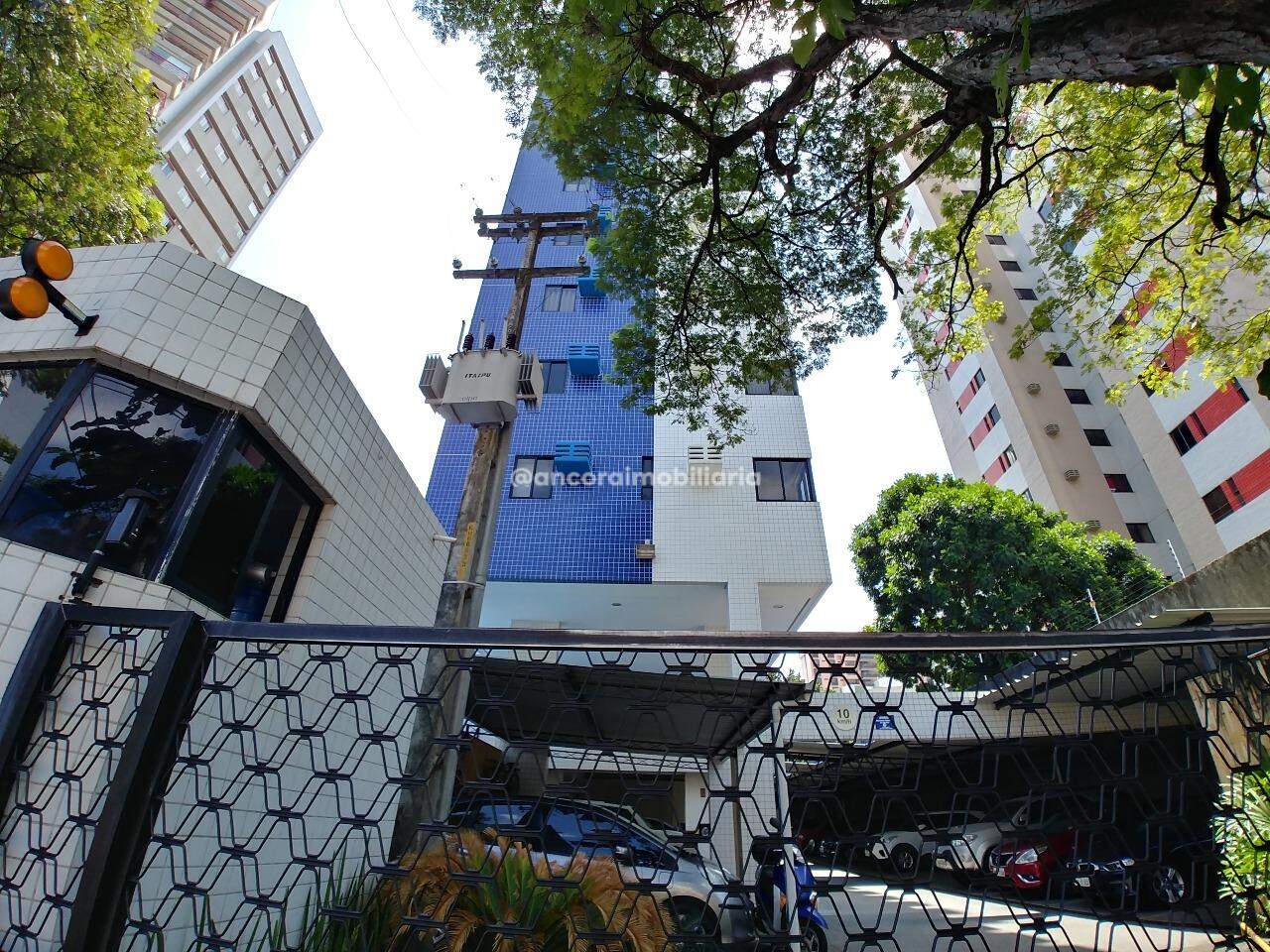 Apartamento para aluguel no Aflitos: 