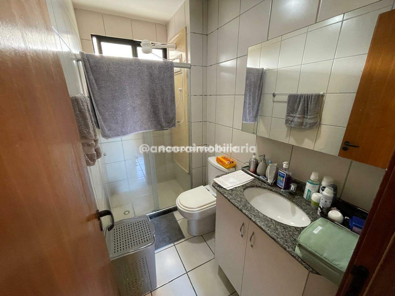 Apartamento para aluguel no Aflitos: 