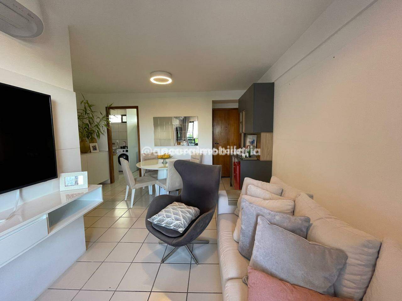 Apartamento para aluguel no Aflitos: 
