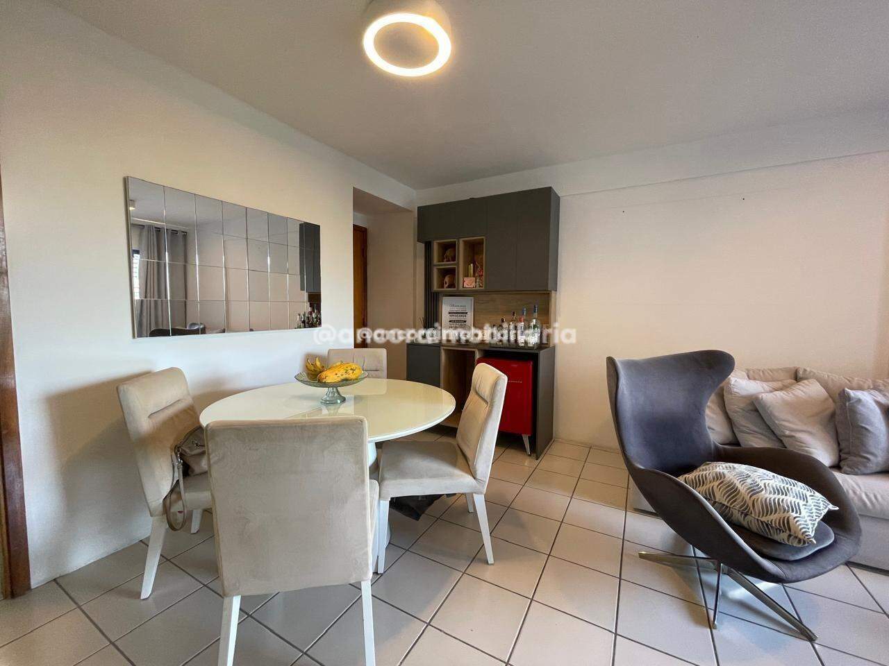 Apartamento para aluguel no Aflitos: 