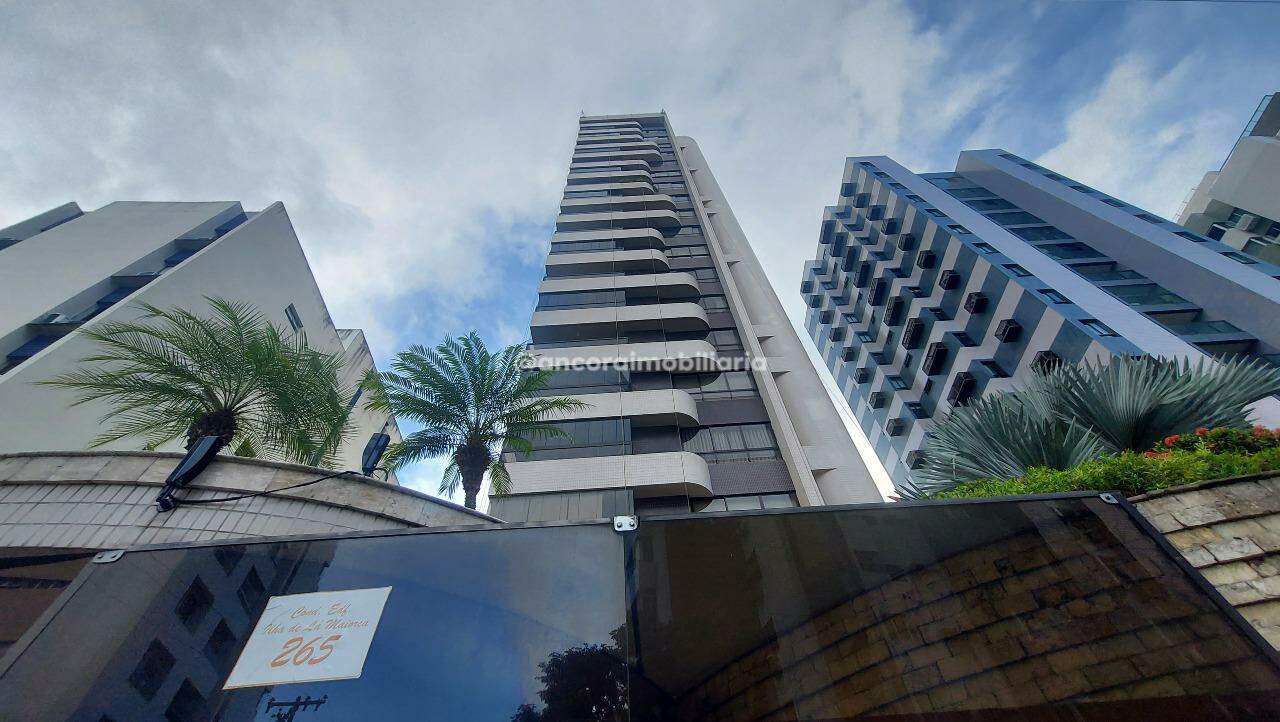 Apartamento à venda no Graças: 