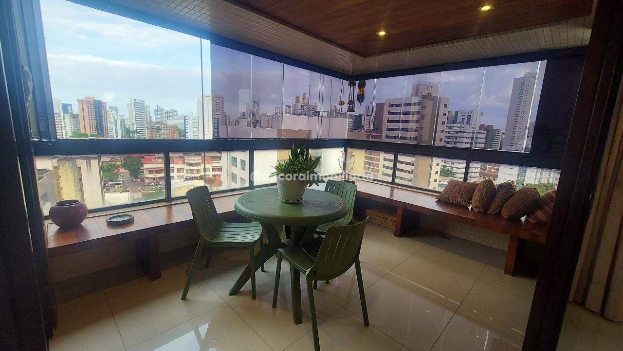 Apartamento à venda no Graças: 
