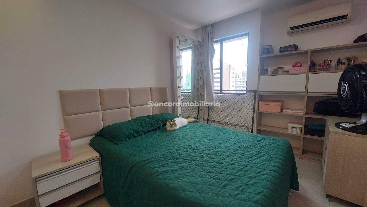 Apartamento à venda no Graças: 
